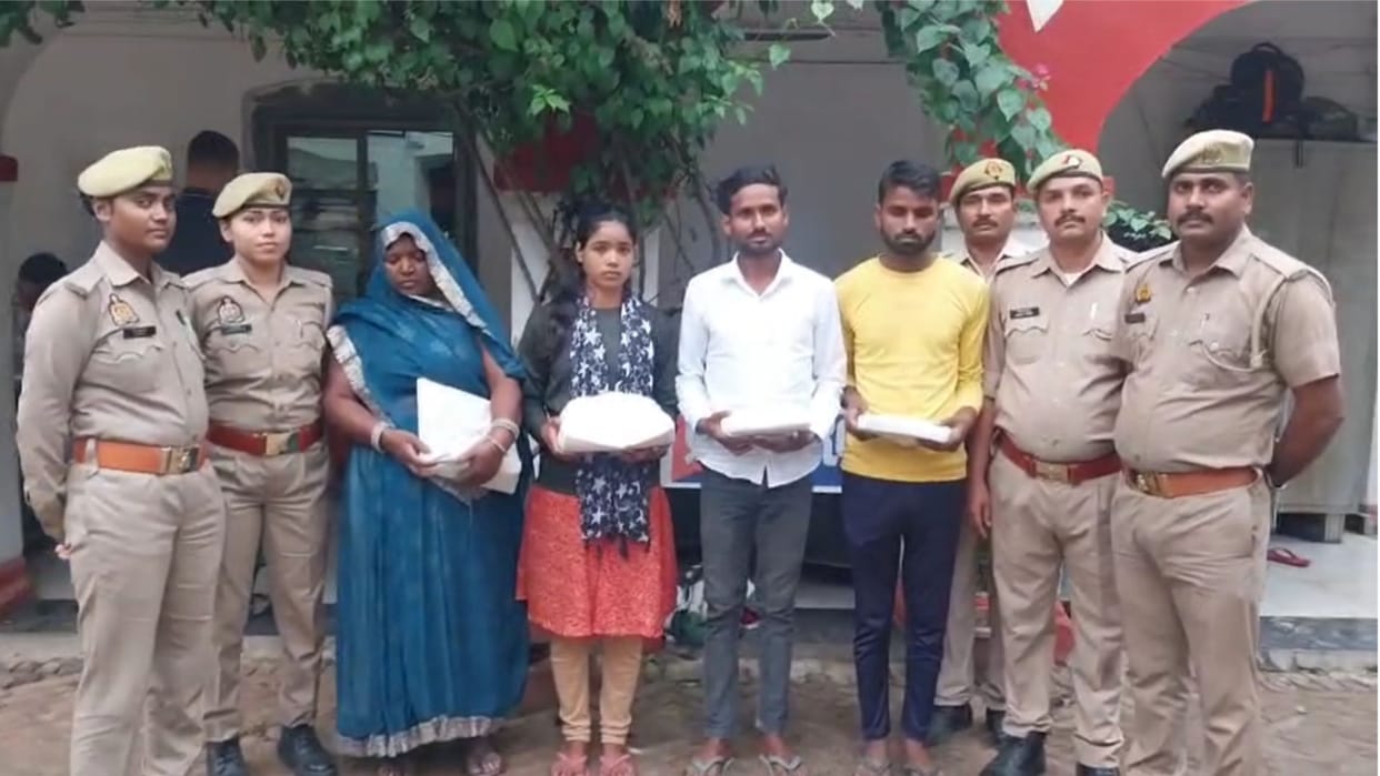 Jaunpur police arrested four accused including woman for conversion