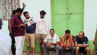 Bihar Accident: Road accident near Mairwa Dham motorcyclist killed collision with a truck parked improperly