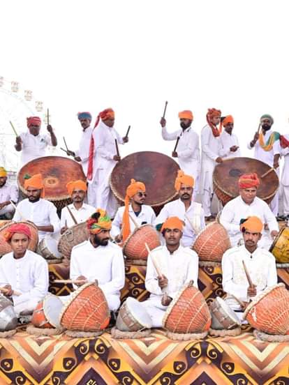 विश्व प्रसिद्ध अंतरराष्ट्रीय पुष्कर मेले का हुआ शुभारंभ, 101 नगाड़ों से बना विश्व रिकॉर्ड