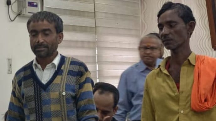 Kanpur Fear of nose cutting in Kakwan noses of more than six people cut in a fight matter reached DM court