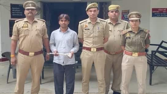 Kanpur Dehat Pradeep Murder Mother kept misleading not spoken to son for year insurance policy become noose