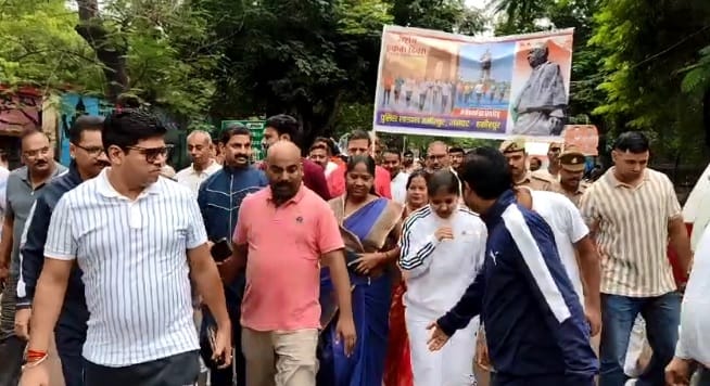 Hamirpur Run for Unity after oath taking ceremony in stadium premises DM SP flagged off message of one India