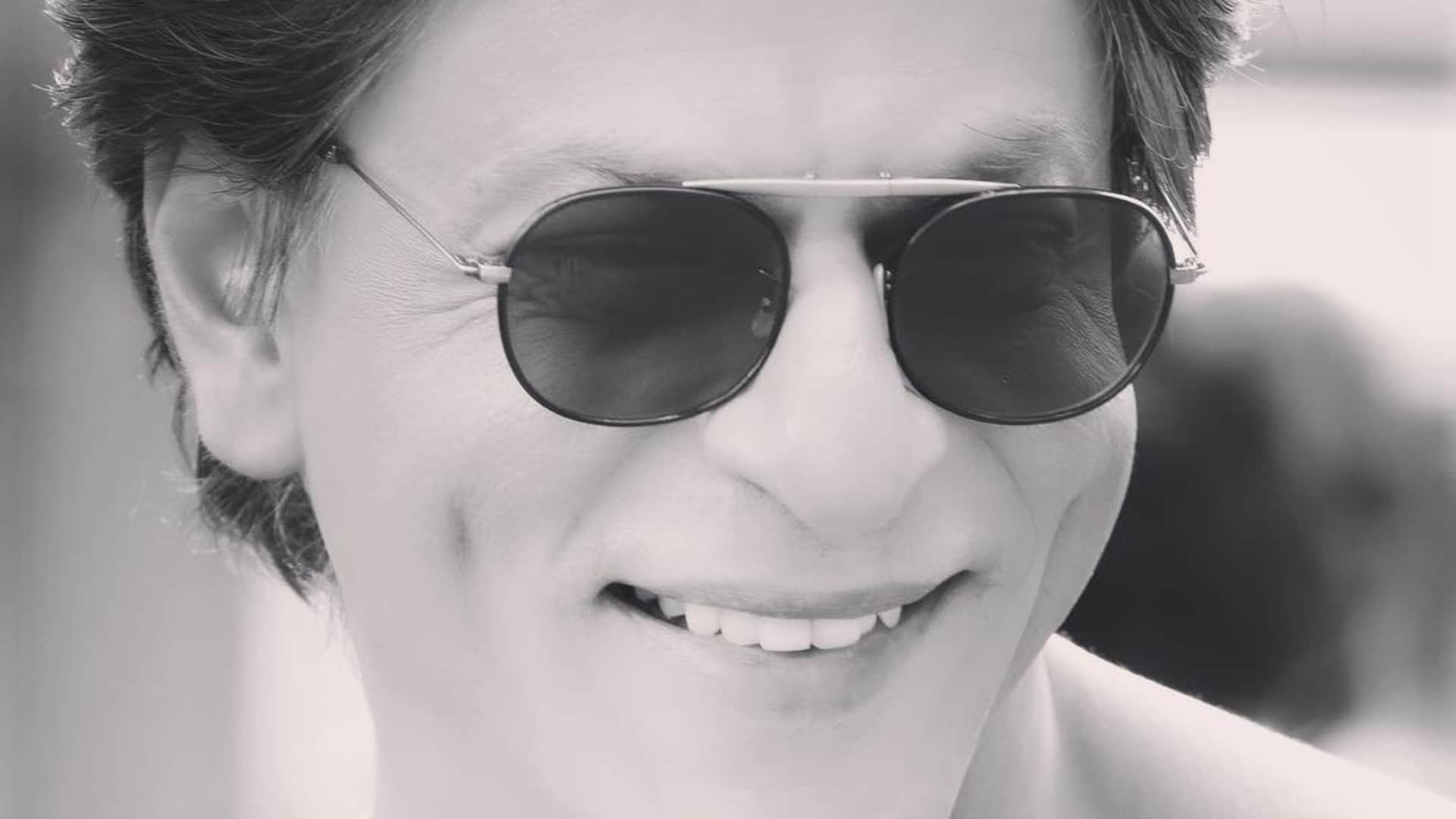 Birthday Special Shah Rukh Khan and Gauri Khan Love Story and Marriage News in Hindi