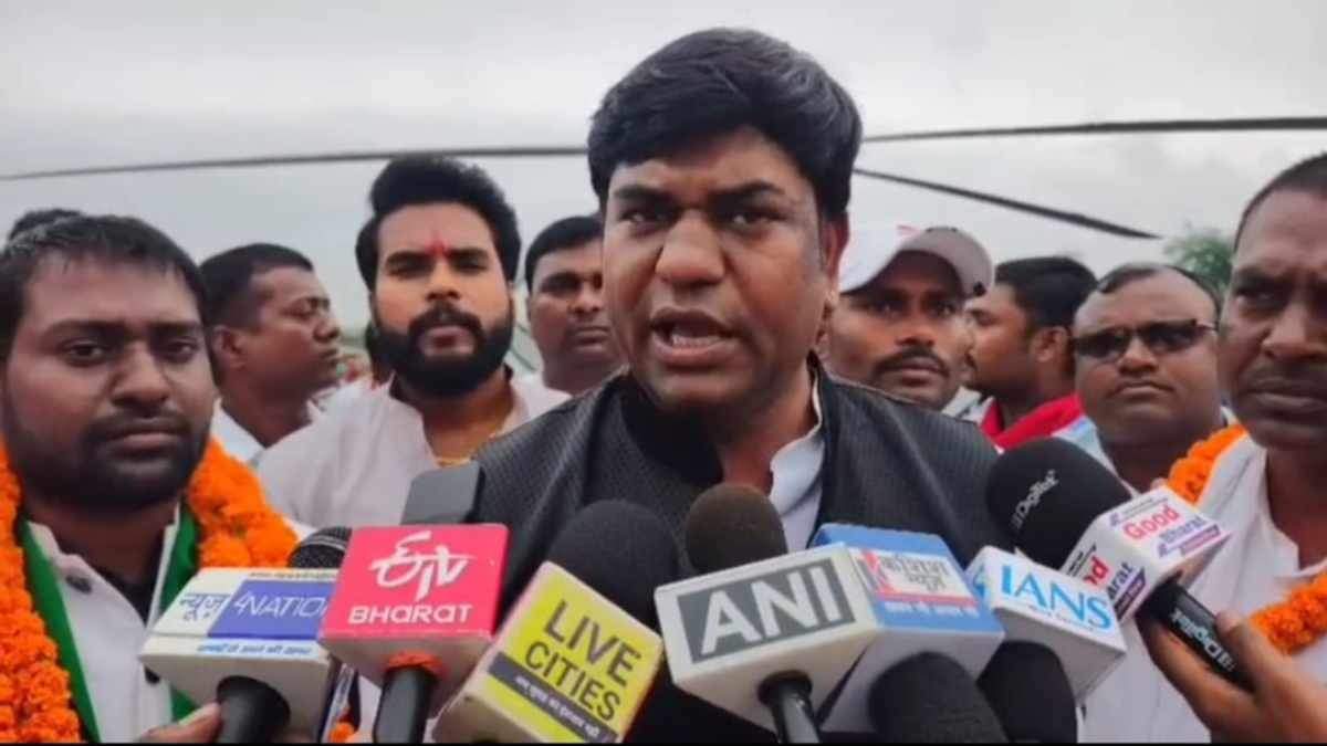 वीआईपी प्रमुख मुकेश सहनी