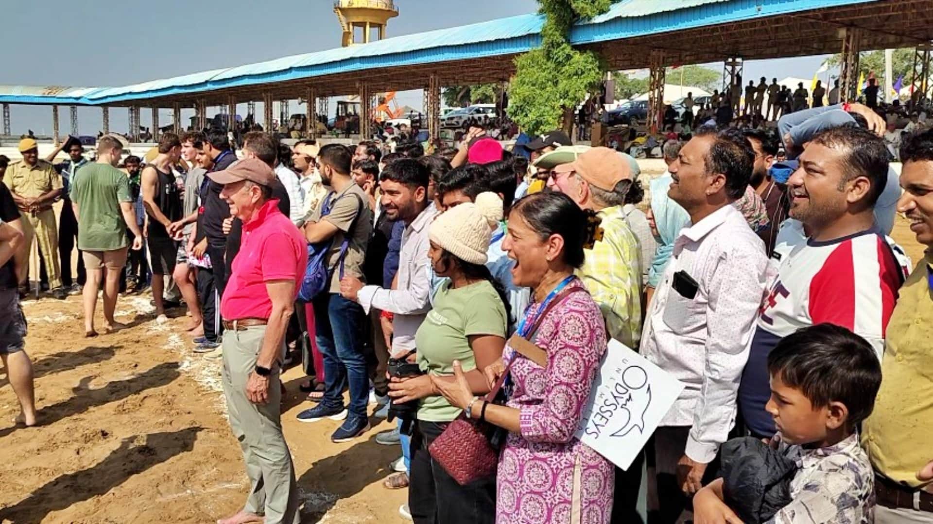 Ajmer: Indian Spirit Shines at Pushkar Fair, Local Team Defeats Foreign Tourists in Exciting Kabaddi Match
