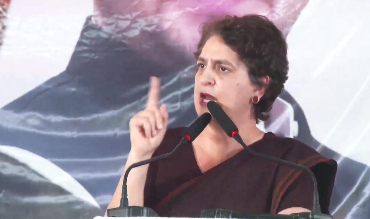 Bihar Election Priyanka Gandhi arrives in Bihar to seek votes for Grand Alliance election rally Begusarai