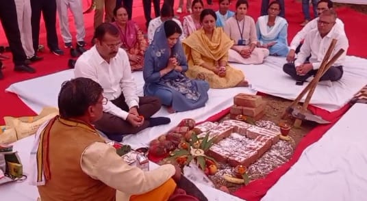 Kanpur Vigilance building to be constructed at a cost of 8.10 crores IG Manjil Saini performed Bhoomi Pujan