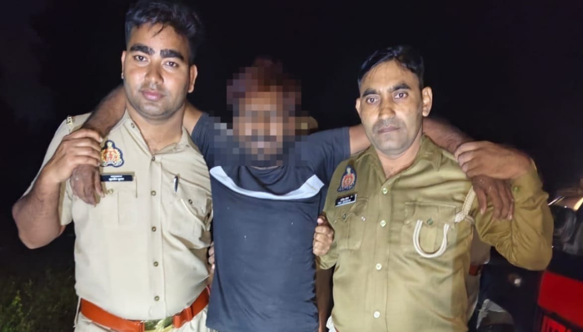 Hardoi Case of theft of Rs 10 lakh from the house of an employment officer accused arrested in encounter
