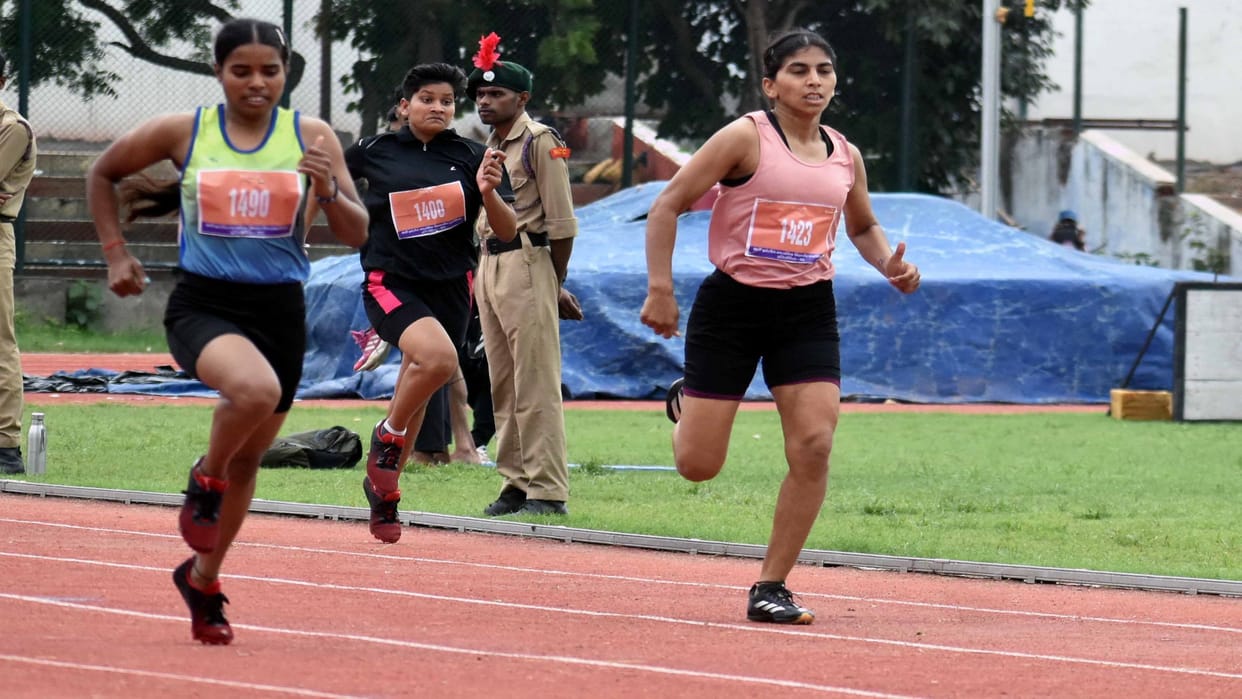 Prayagraj Sports News Amit's golden leap in high jump, Preksha's gold in pole vault