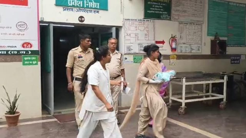 Mother abandons newborn alive in garden after delivery villagers gather at the scene after hearing screams in