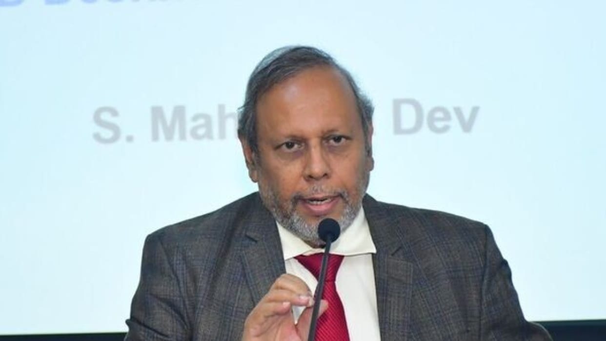 7-8% Growth Essential for Viksit Bharat, Private Investment and Exports Crucial: EAC-PM Chairman