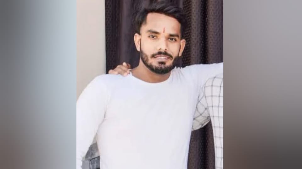 Pesticide Dealer Manish Murder Case Shamli case solved Police have arrested two friends