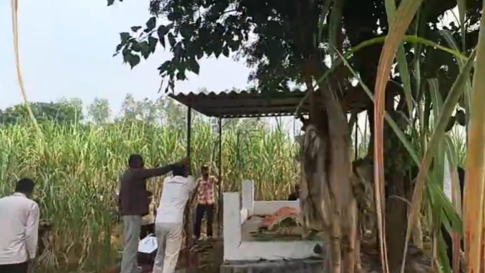 Bijnor: Unauthorized Construction Over Mazaar Removed by Police in Sherpur Abhi Village