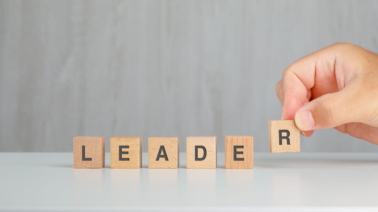 4 Leadership Lessons from Harvard Business Review: How to Get the Best from a New Team