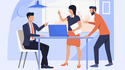 Career Tips: Learn from Daily Life, A True Leader Inspires Through Real Experiences