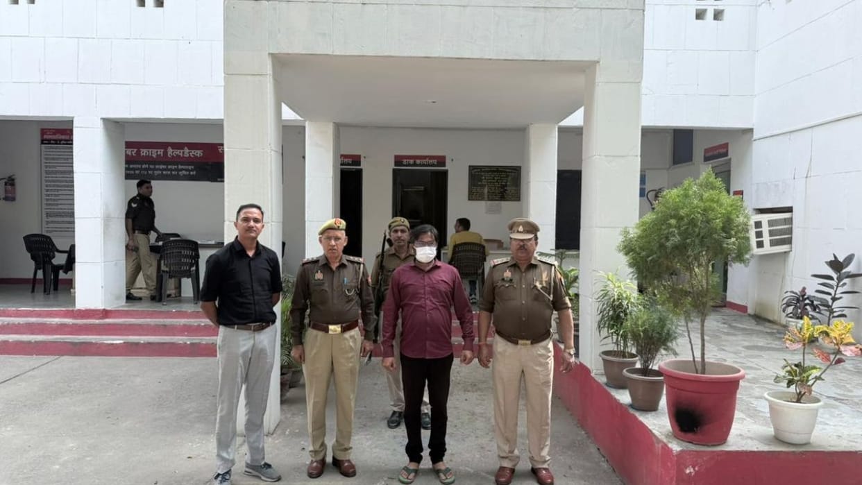 Greater Noida Police arrested accused  in case of digital arrest