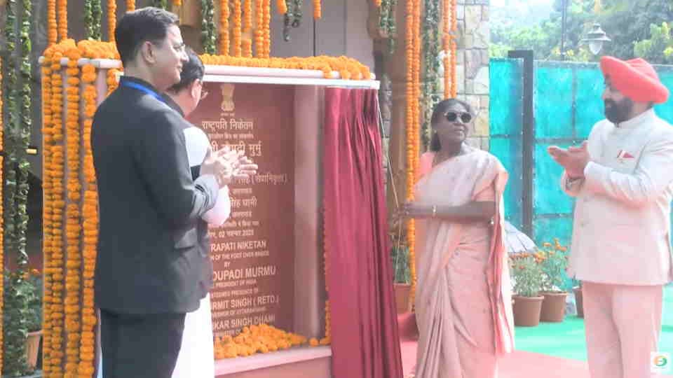 President Droupadi Murmu inaugurates Foot Over Bridge at Rajpur Road Dehradun Today