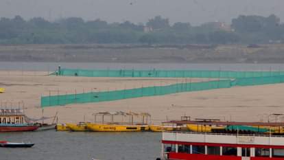 आतिशबाजी के लिए की जा रही तैयारी