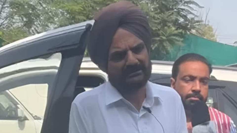 Sidhu Moosewala father Balkaur Singh is not happy with Punjab police work