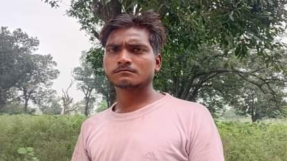 Youth hit and killed by train in Firozabad