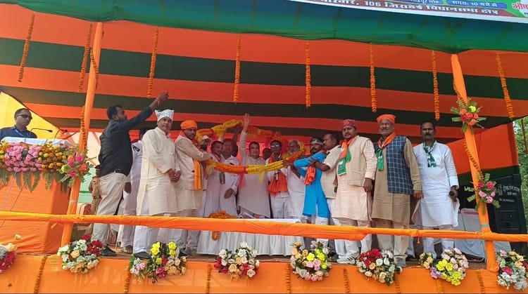 Bihar Election 2025: 'बिहार का भविष्य इस चुनाव में तय होगा', सीवान में बोले केंद्रीय मंत्री नितिन गडकरी