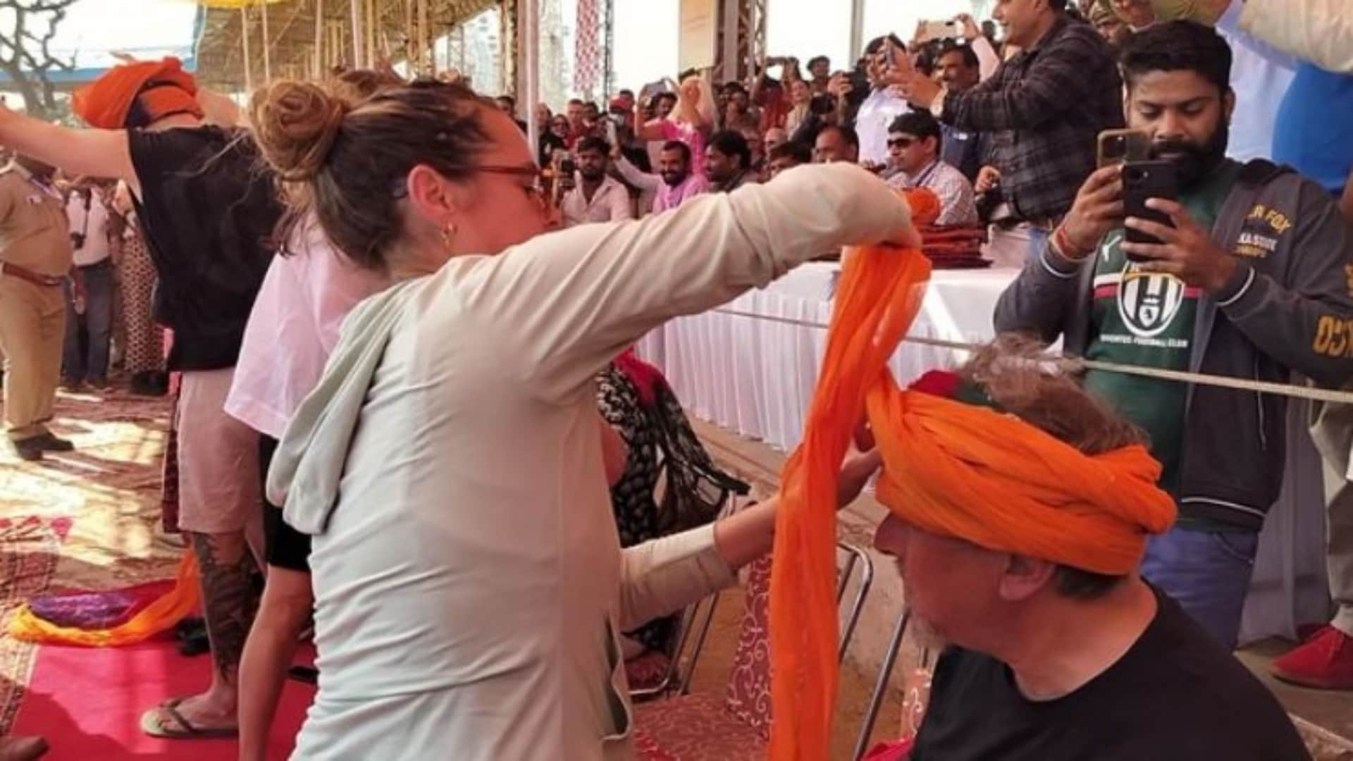 Pushkar Fair 2025: Foreign Tourists Tying Safa Crowd Rajput Moustache Pride on Full Display