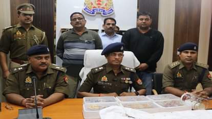 wife sent jewellery to her parents home, not theft