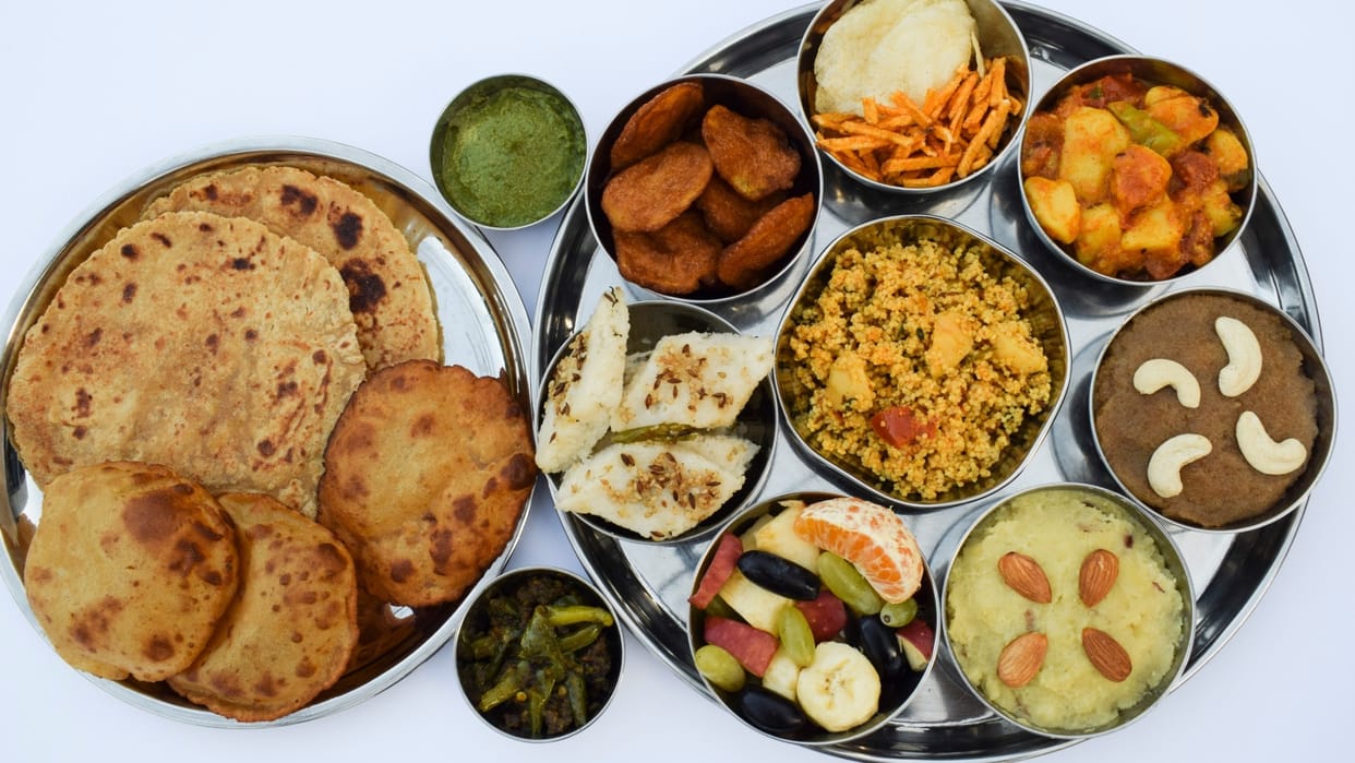 Dev Deepawali 2025 Special recipe Traditional Satvik Thali Ideas for a Pure Festive Meal