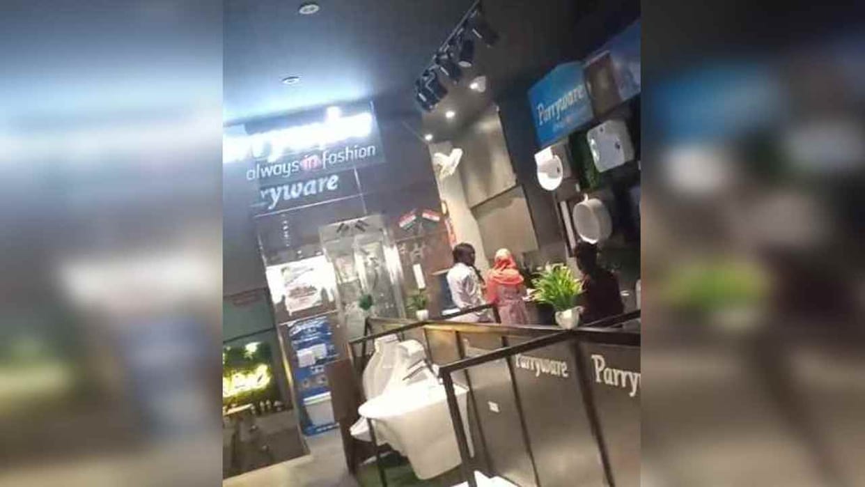 Cash worth Rs 12-5 lakh stolen from sanitary showroom