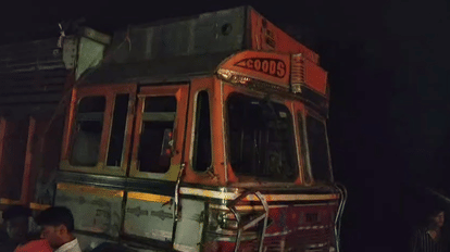 Six killed in Barabanki accident: Neighbors shocked, said- we can't believe it...