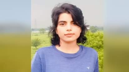 Baghpat Girls Travel 15-20 Km Daily to Practice Cricket, Aiming to Play for India