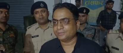 एसडीएम सह निर्वाचन पदाधिकारी रंजीत कुमार रंजन।