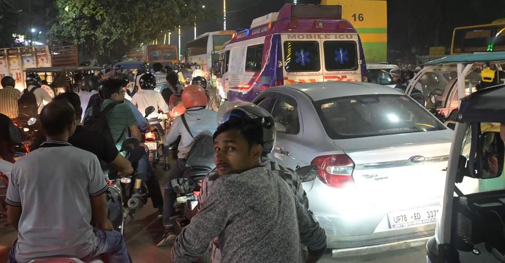 Kanpur Arrangements fell flat jammed all around in city people took an hour for five minute journey