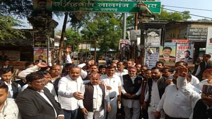 Advocate injured in beating dies, colleagues create ruckus in Lalganj tehsil, force deployed