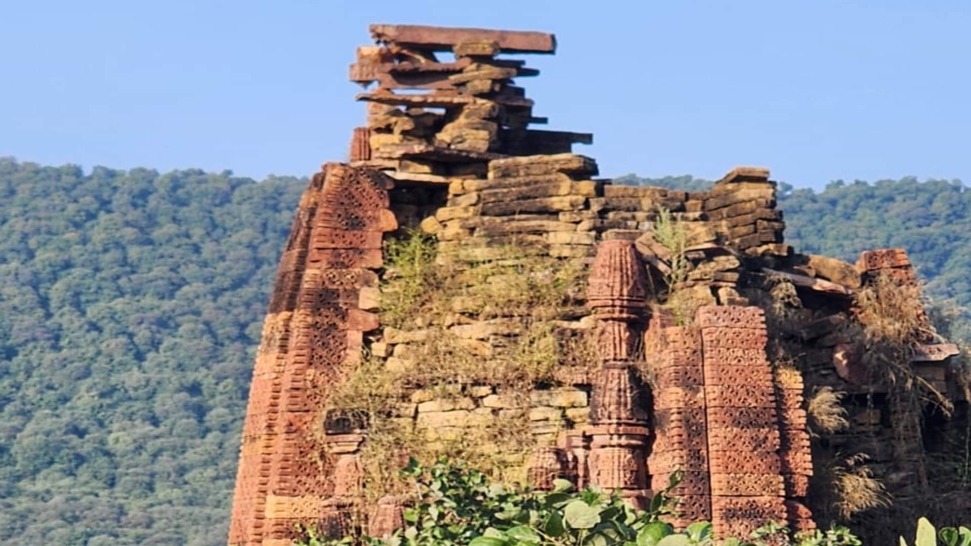 Rajasthan Mini Khajuraho Bhand Devara Temple in Baran History Beliefs Myth and Facts in Hindi