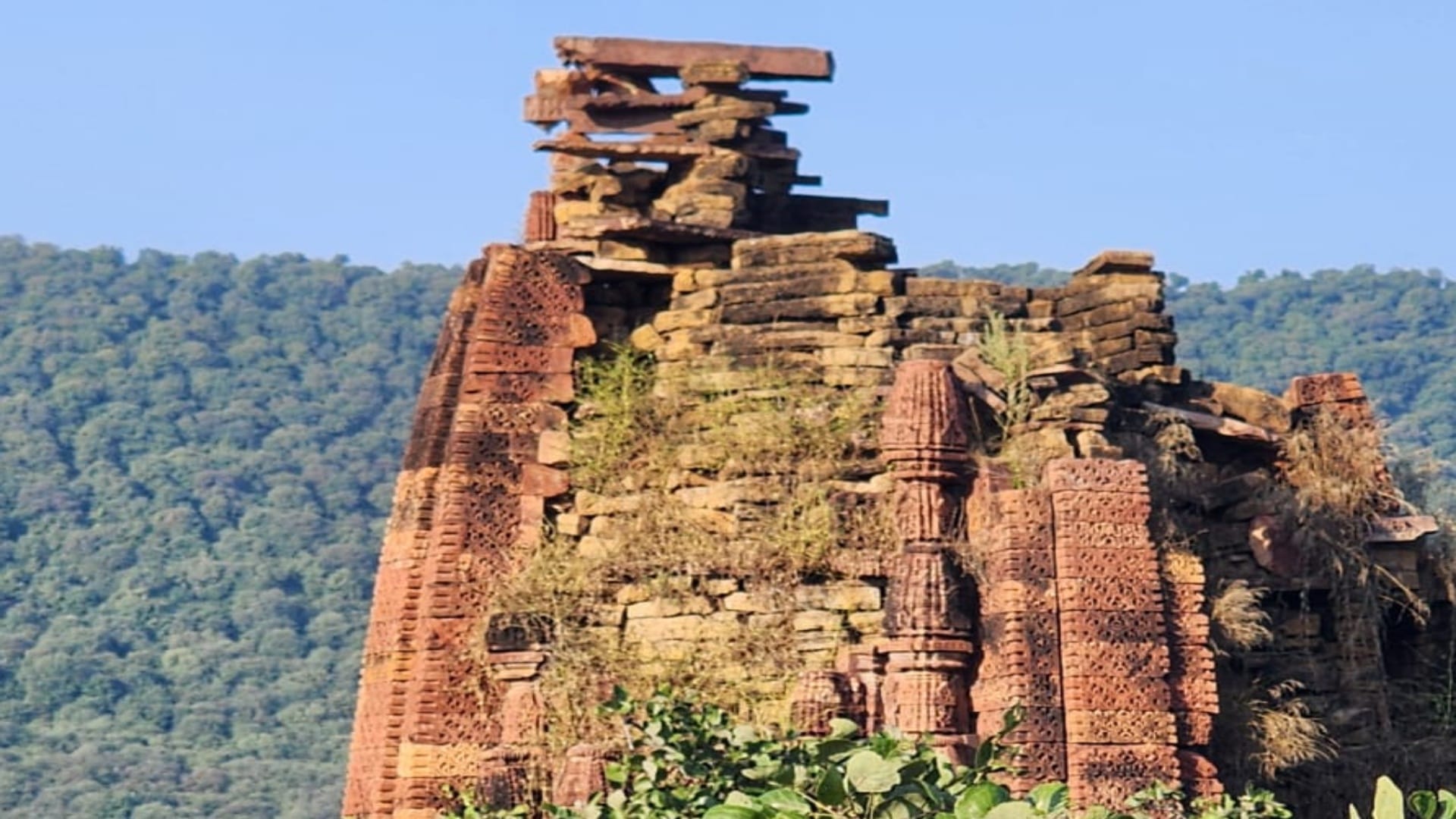 Rajasthan Mini Khajuraho Bhand Devara Temple in Baran History Beliefs Myth and Facts in Hindi