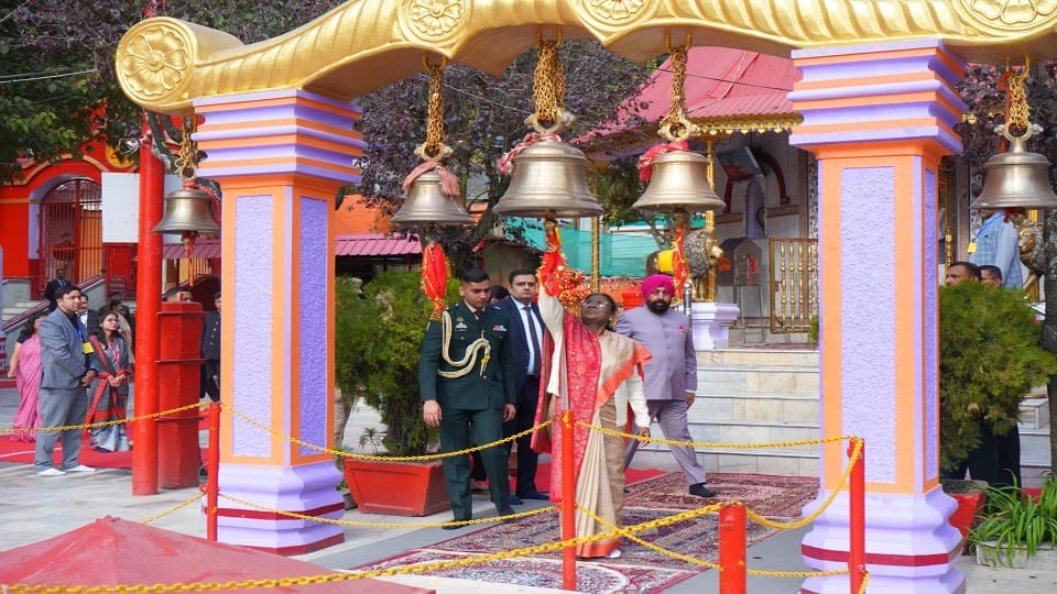 President Draupadi Murmu Worships at Maa Naina Devi Temple in Nainital