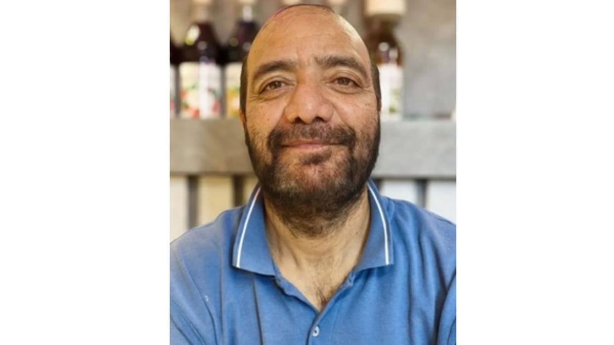 Senior journalist Tariq Bhat passed away here on Tuesday following a heart attack
