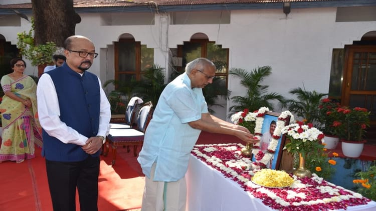 छत्तीसगढ़ के दौरे पर उपराष्ट्रपति: भारत रत्न भूपेन हजारिका को दी श्रद्धांजलि, कई कार्यक्रमों में होंगे शामिल