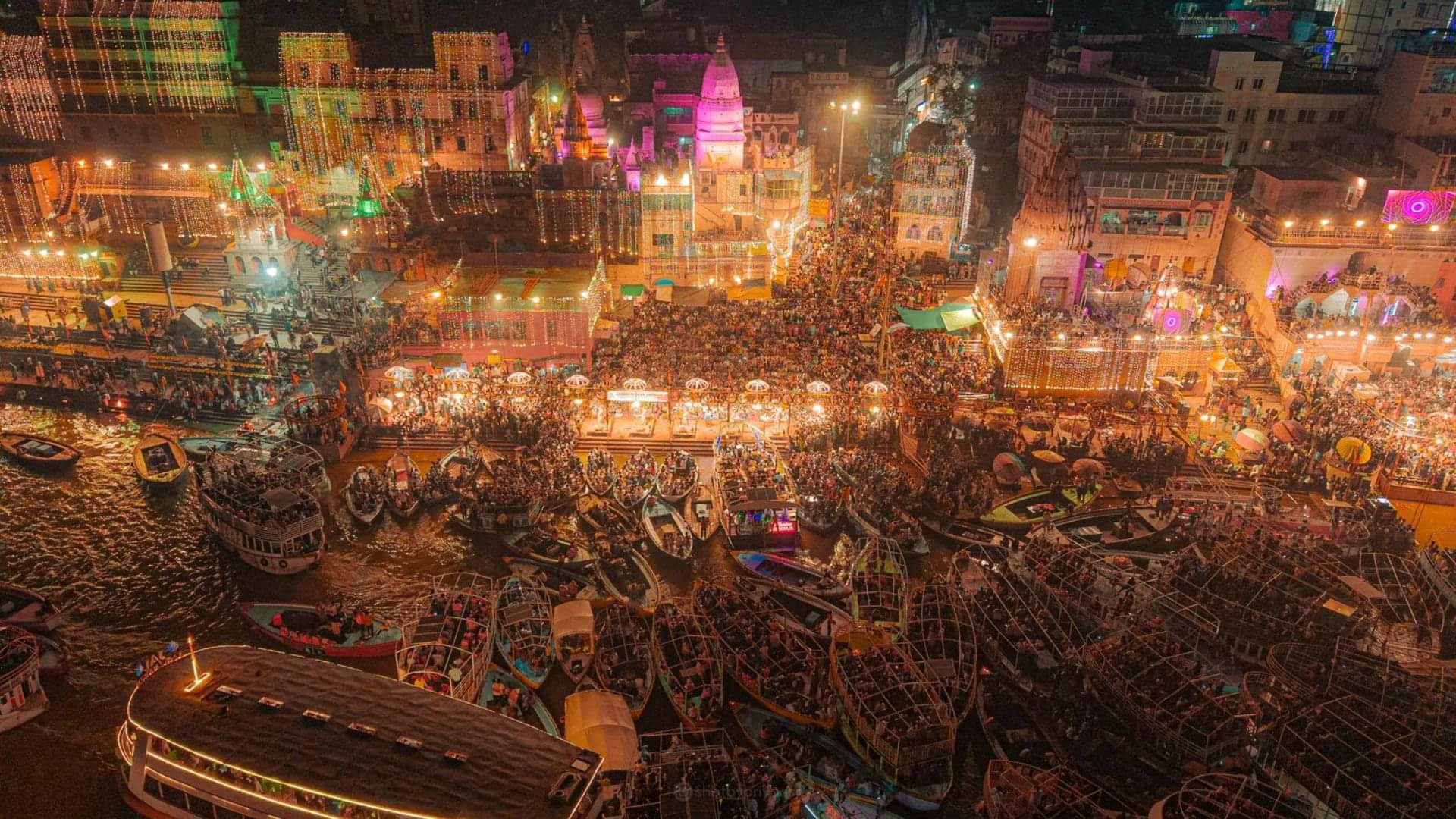Dev Deepawali in Kashi 84 ghats 96 ponds and lakes will be illuminated with glow of 25 lakh lamps in varanasi