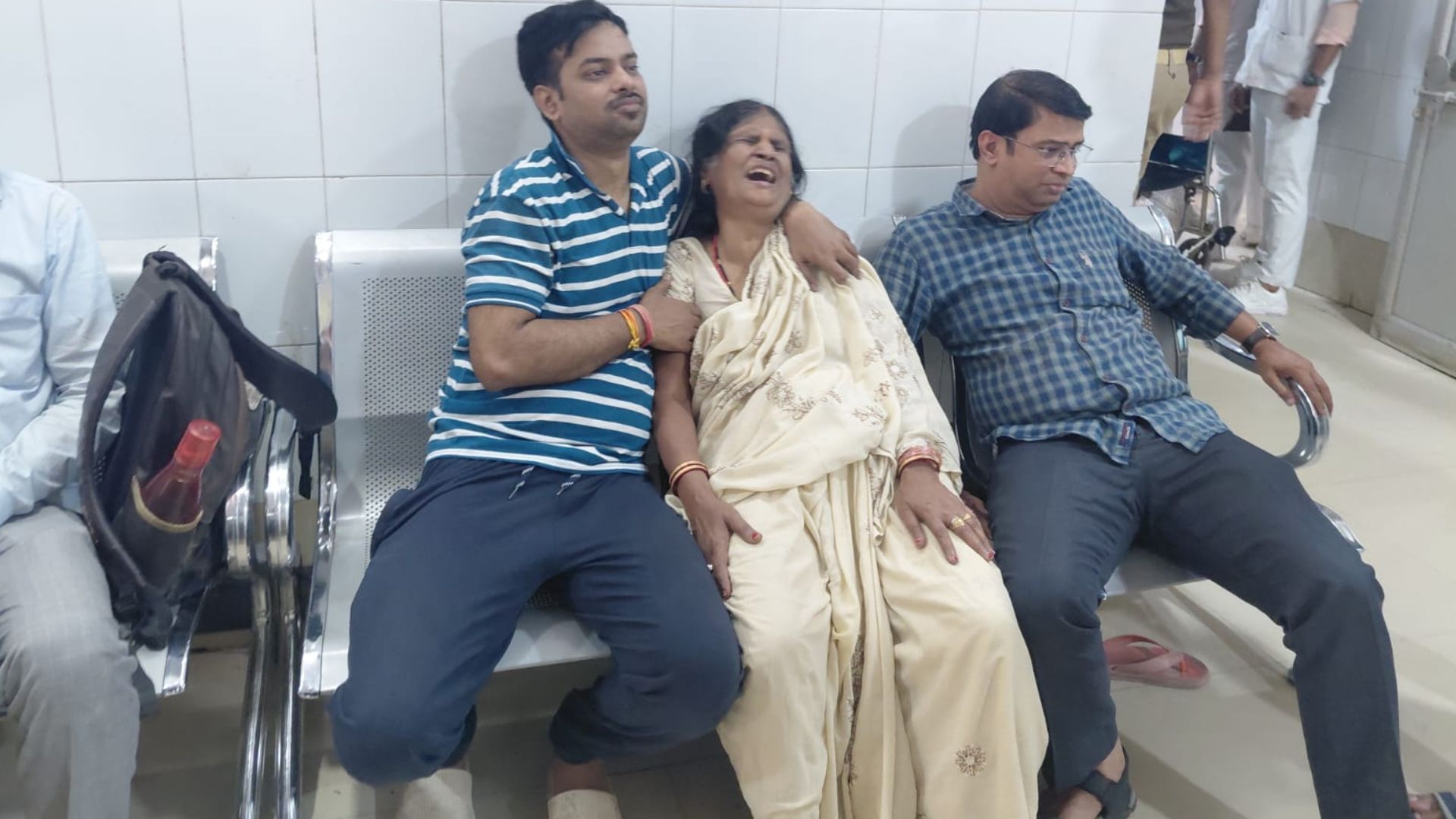 Health worker died in road accident after hit by car in Varanasi