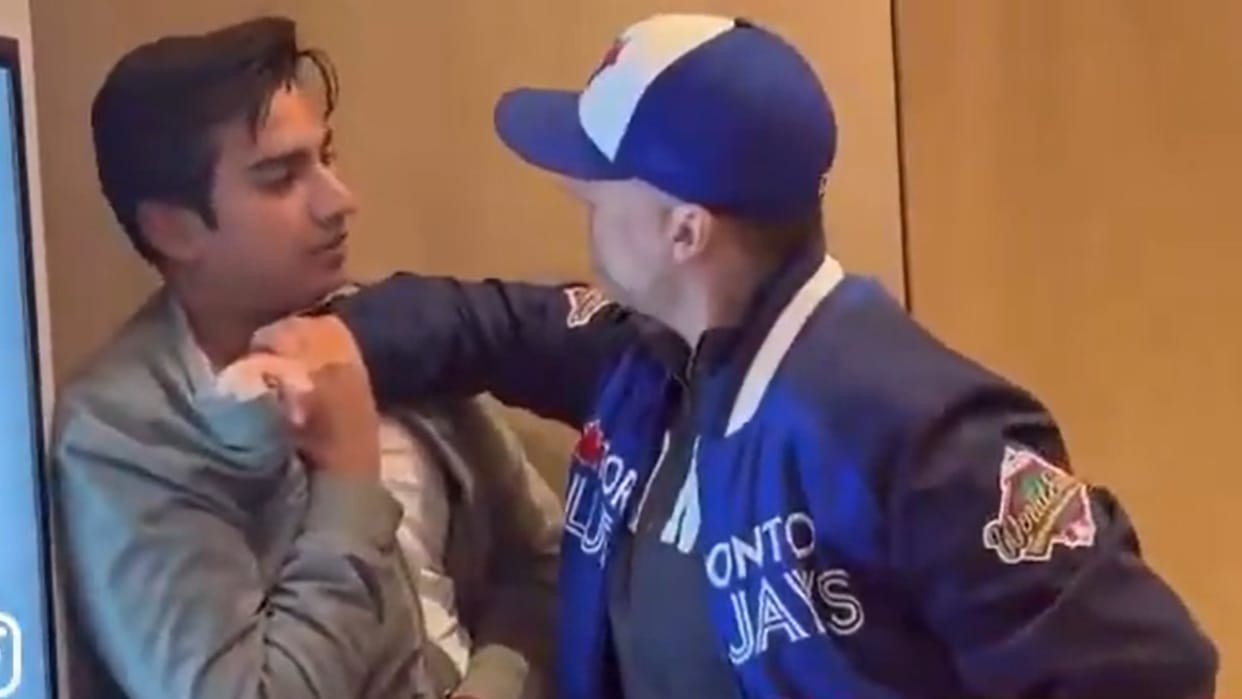 indian man assaulted at eatery toronto canada