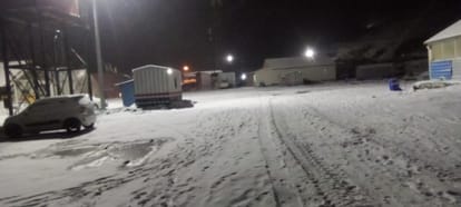 Snowfall in Kashmir Valley, thunderstorms and heavy rain in Jammu late night