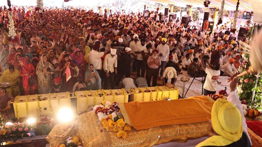 Indore News Prakash Parv of Guru Nanak Devji Khalsa College