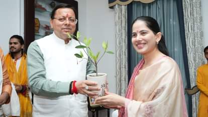 Uttarakhand Silver Jubilee Prominent saints of country meet CM Dhami Dhirendra Shastri and Jaya Kishori also r