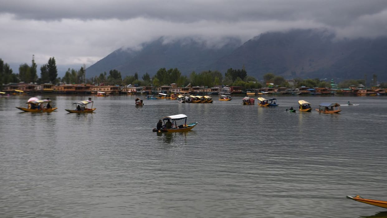 Water Metro in Kashmir on the lines of 18 cities of the country