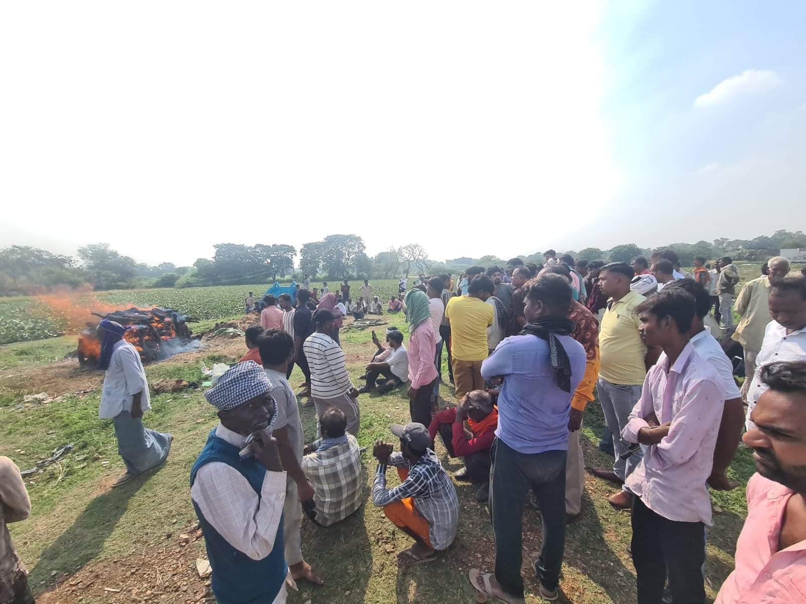 Amethi: Husband and wife's funeral pyre was raised together, eyes became moist.