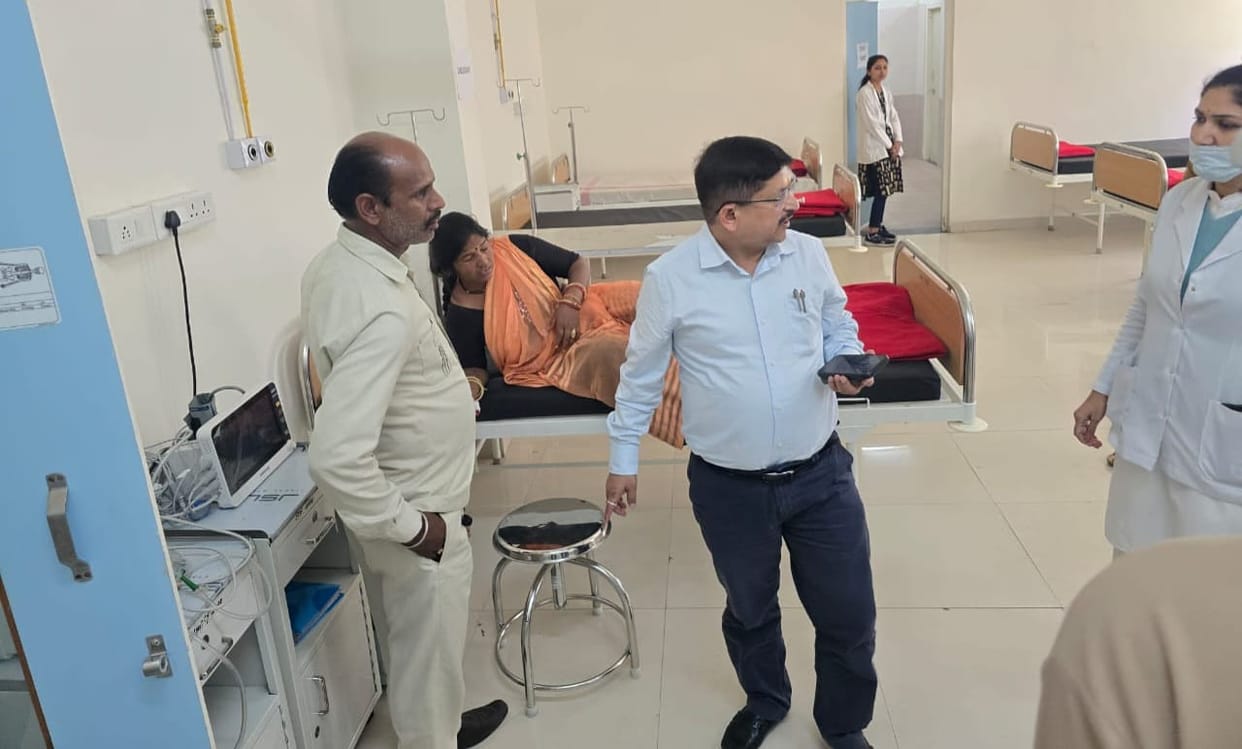 Bhopal News: CMHO cracks down on doctors absent from duty, deducts 7 days' salary, issues notice