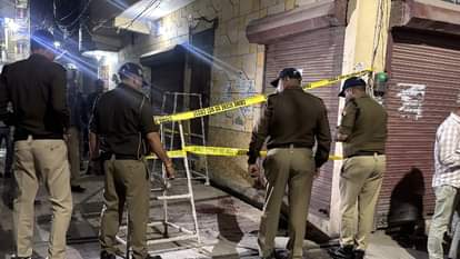 Roorkee Crime youth dies of burn injuries uncle who came to attend funeral stabbed to death