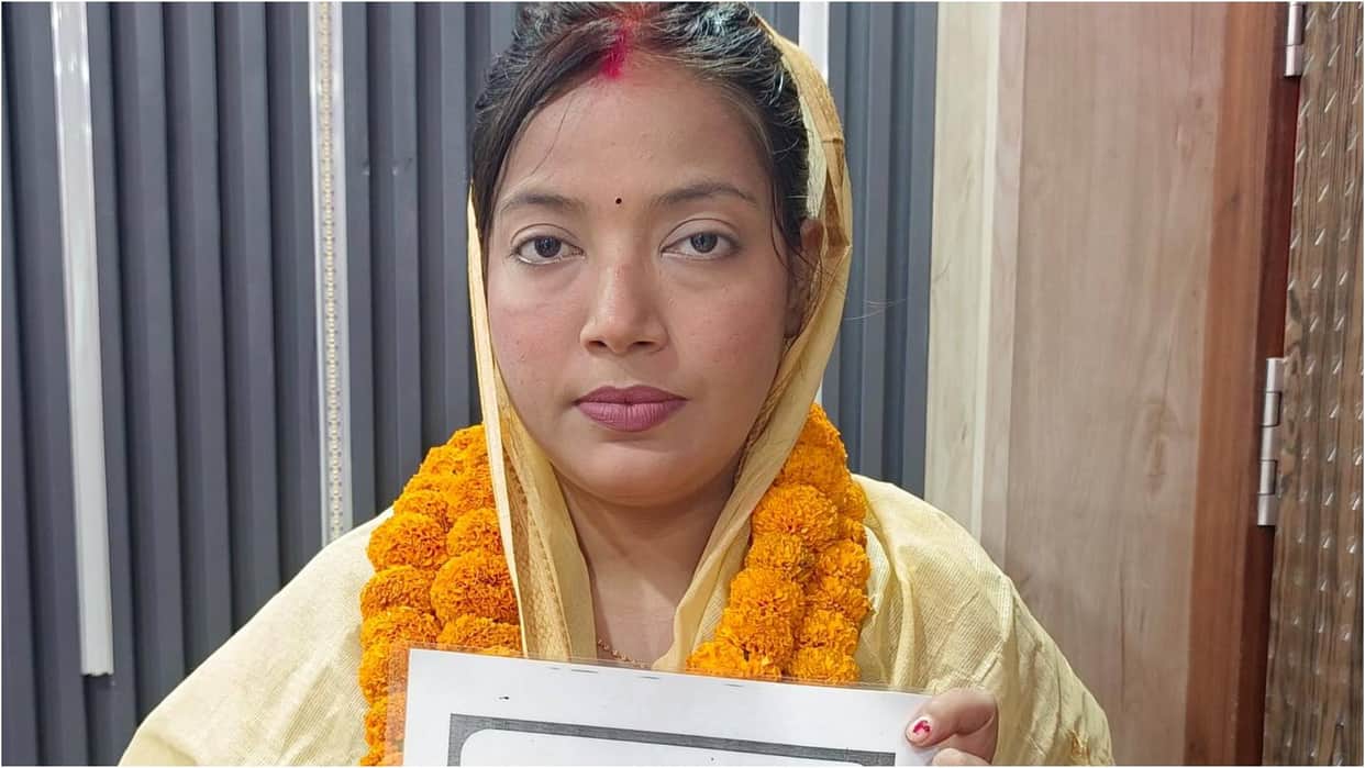 Bihar Election 2025: Pawan Singh Wife Jyoti Singh faced financial crisis seeking help Shares emotional video